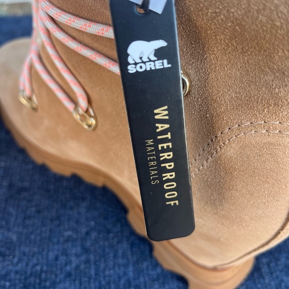 Women's Sorel Size 11 Joan of Arctic Snow Boots Lamb Wool Lining New no box - Picture 13 of 16